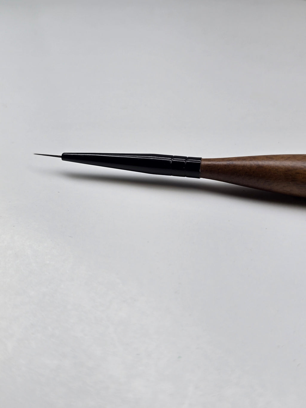 Pincel liner corto